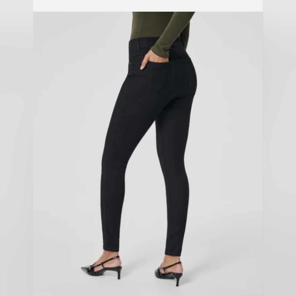 Spanx black pull on skinny jeans